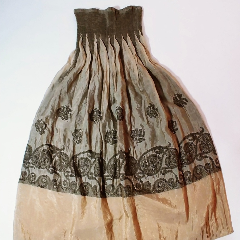 Adorable Strapless Party Dress